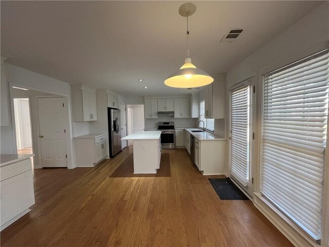 Photo - 6535 Ganton Dr