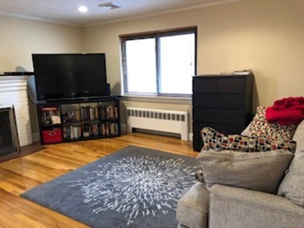 Photo - 9 Reservoir Rd Unit 2