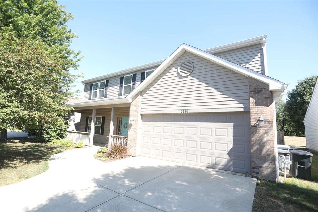 2 Story 4 Bedroom 2 1/2 Bath - 2 Story 4 Bedroom 2 1/2 Bath
