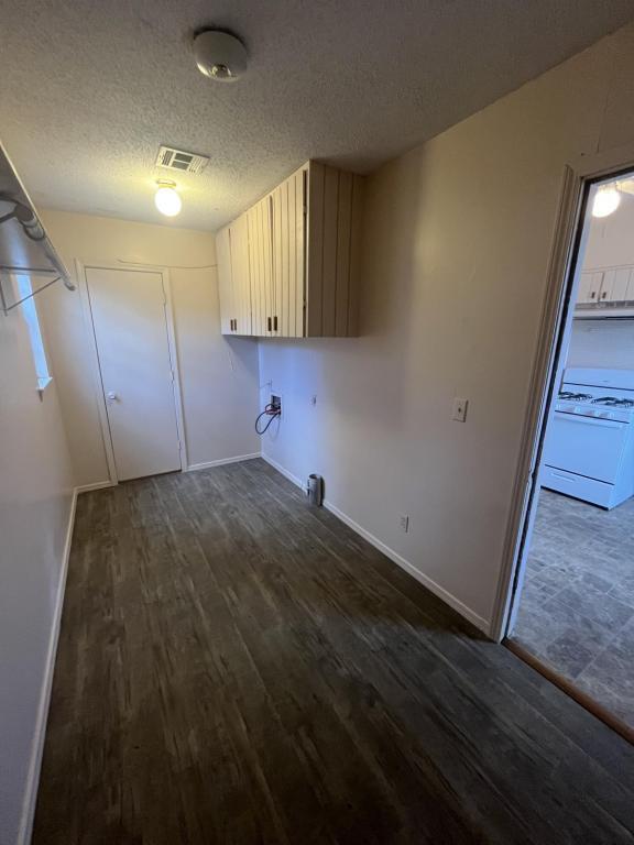 Photo - 1512 E 8th Ave