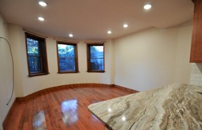 Photo - 1736 Beacon St Unit 1