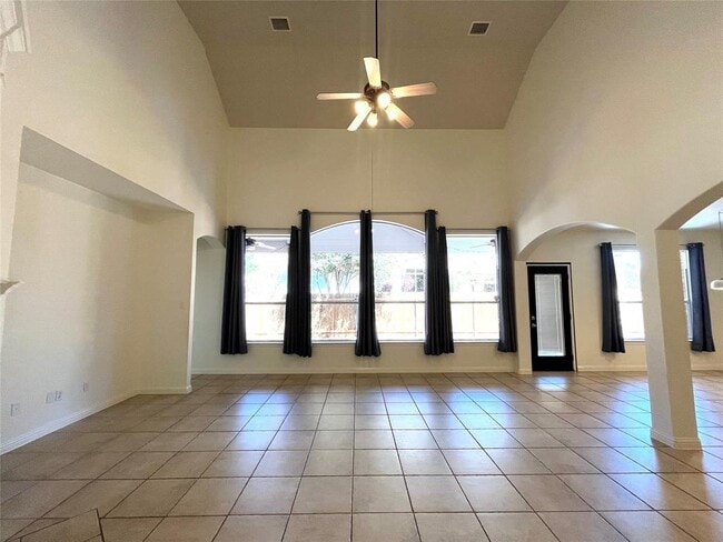 Photo - 3004 Edgecreek Pl