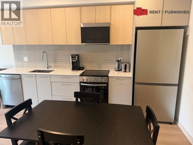 Photo - 1529 Oxford St Unit 220