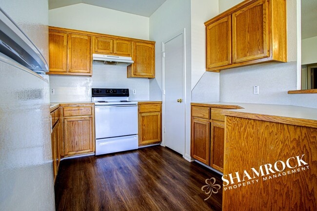 Photo - Duplex near Hewitt Post Office