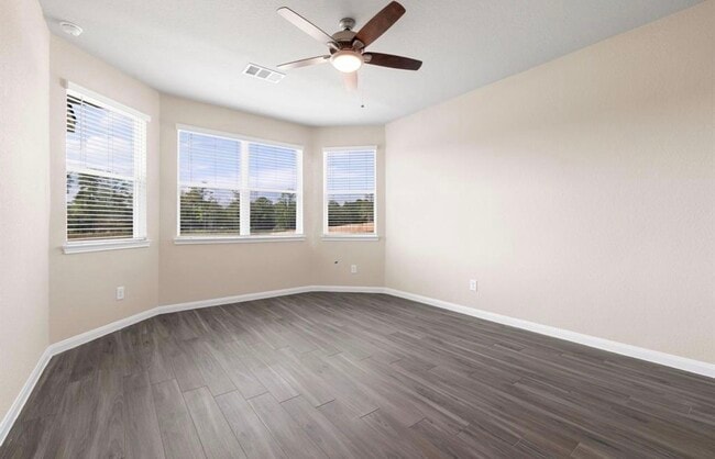 Photo - 23547 Montague Dr