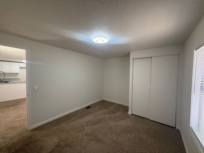 Photo - 2 Bedroom/1 Bath Mobile with Fenced Yard