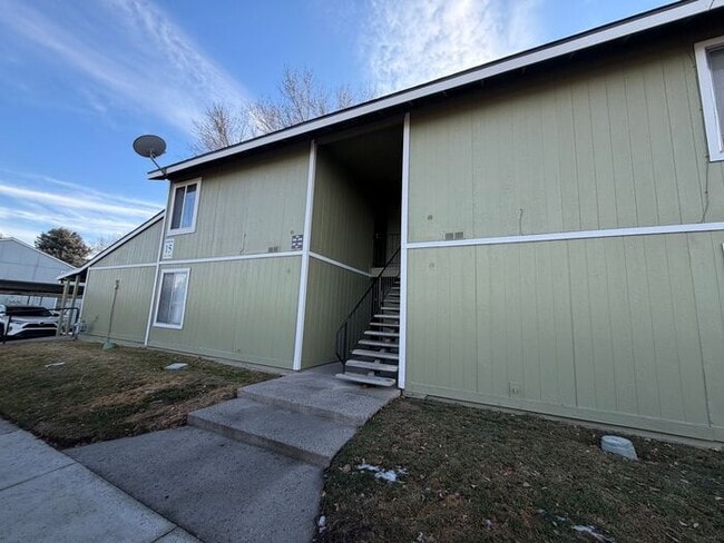 Building Photo - 4608 Neil Rd