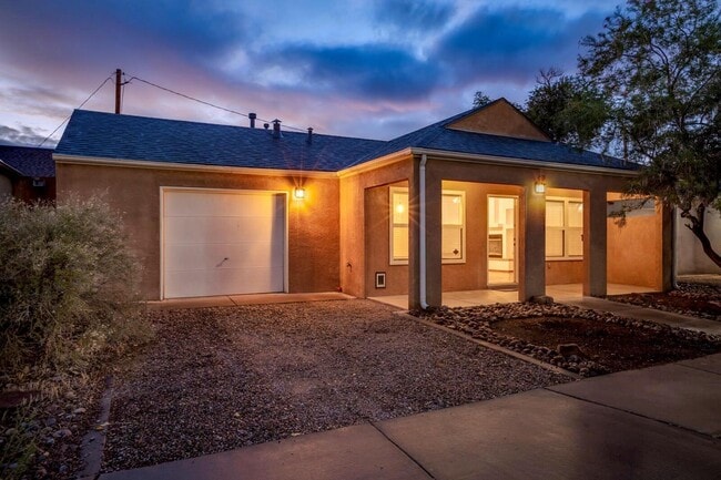 Photo - 811 7th St NW