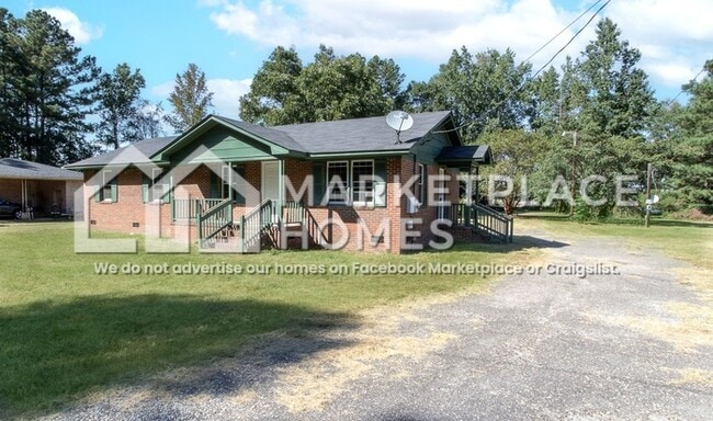 Photo - 2141 Leavensworth Rd