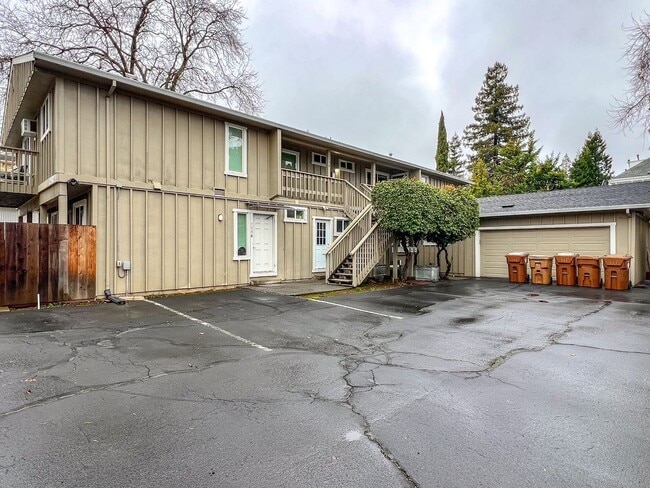 Building Photo - Laurel, 1130-1136 * Unit 1132