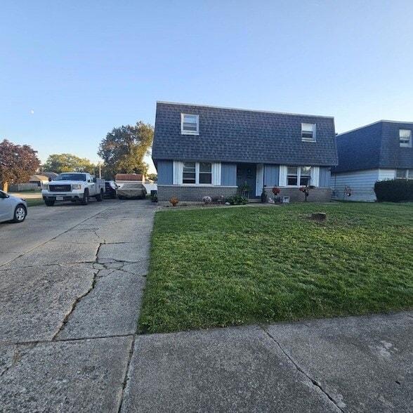 Building Photo - 501 W Farragut St Rental