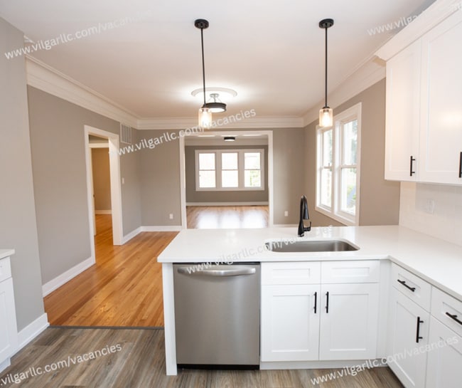 Photo - SPECIAL OPPORTUNITY – LARGE 6 BEDROOM RELATED-LIVING HOME