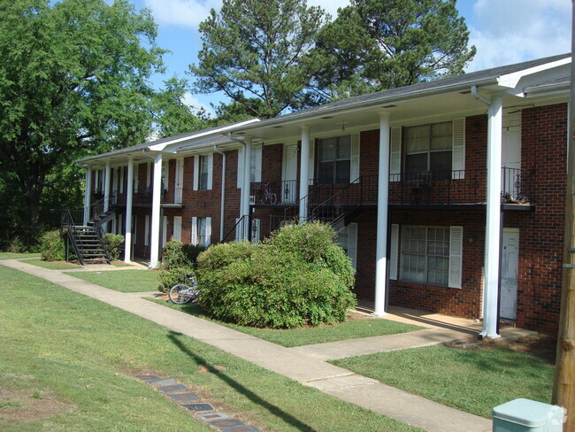 Building Photo - Edgemont Apartments Unit 7