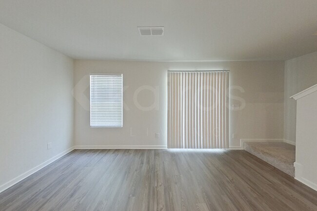 380 Ironwood Ct