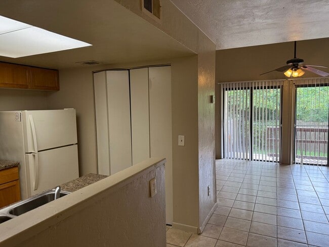 Photo - 4304 SW 70th Terrace