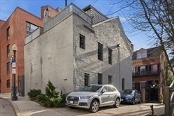 Photo - 2 Lyndeboro Pl