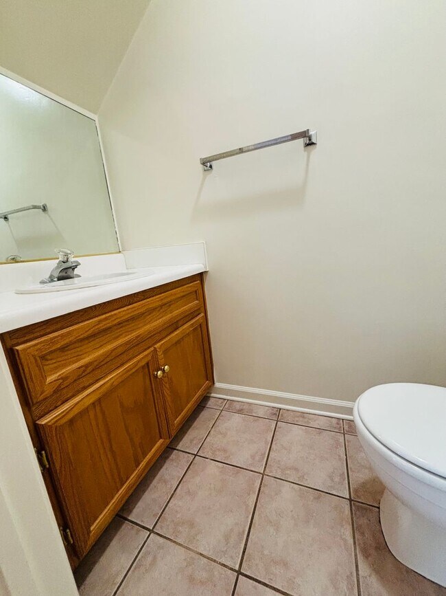 Photo - 3 Bedroom, 1.5 Bath Townhouse