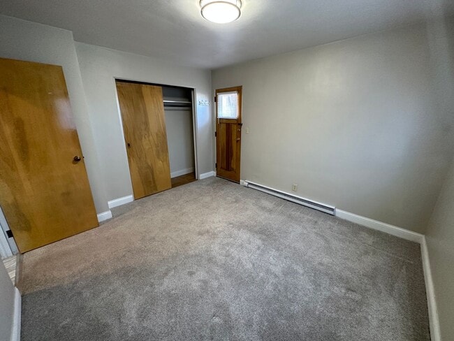 Photo - N87W16564 Appleton Ave.(6 Unit)