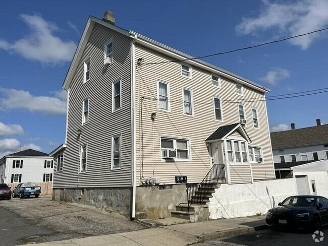 Building Photo - 189 5th St Unit 2 Rental