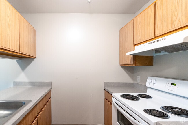 2BR,2BA -880SF