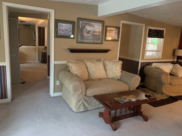 Photo - 85 Conservative Ln Unit Upstairs effeciency