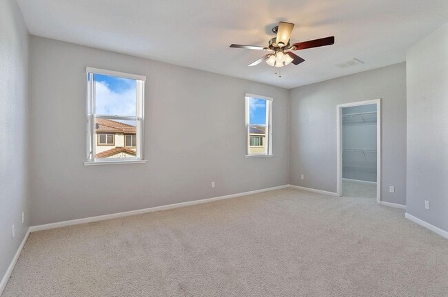 Photo - 353 Rosebriar Pl