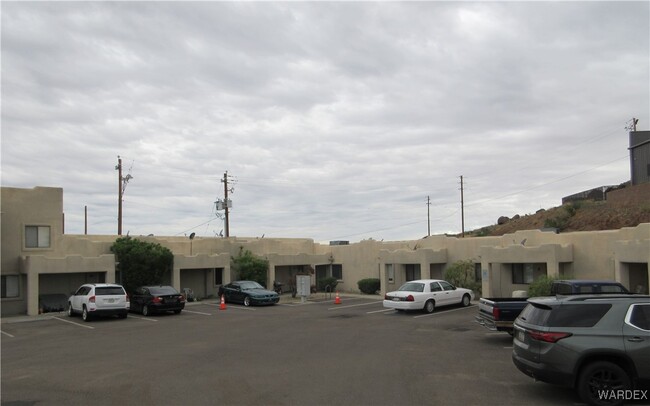 Photo - 1403 E Andy Devine Ave Apartamento Unidad 7