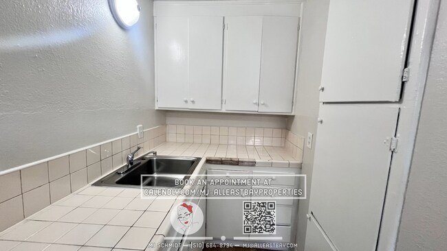 Photo - Cozy 1-bdrm, 1-bath in gated complex, incl... Apartment Unit 8