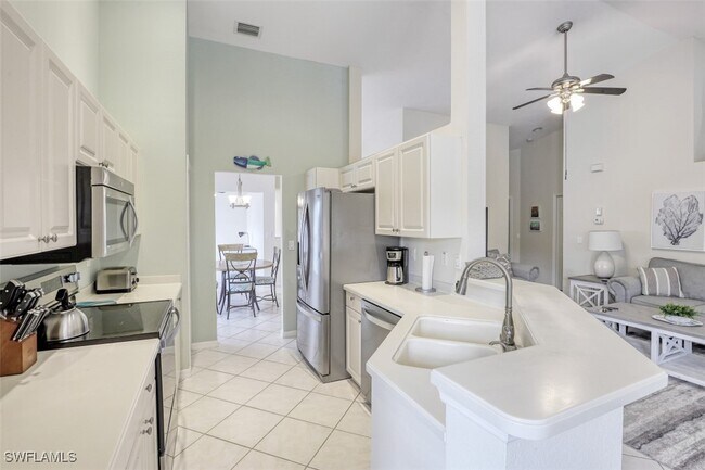 5630 Sherborn Dr Unidad 202