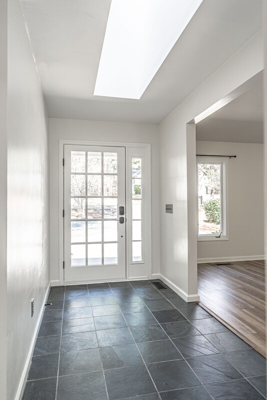 Photo - 980 Monticello Dr