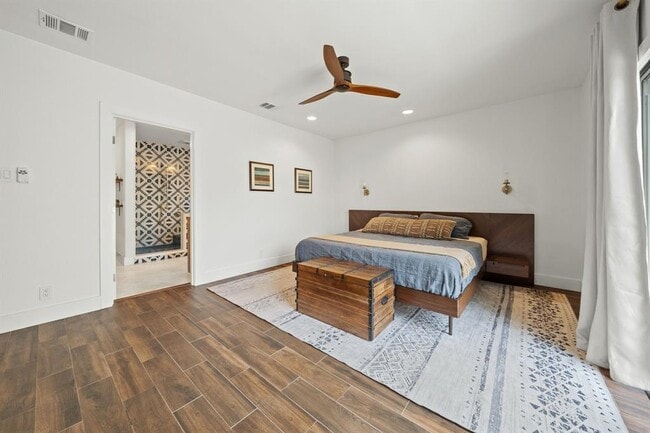 Photo - 811 Rutherford Pl