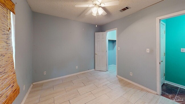 Photo - 1059 Woodlore Cir