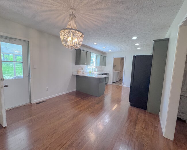 Photo - 330 Lisa Bella Ln