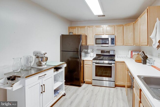 Photo - 13615 Garfield Pl