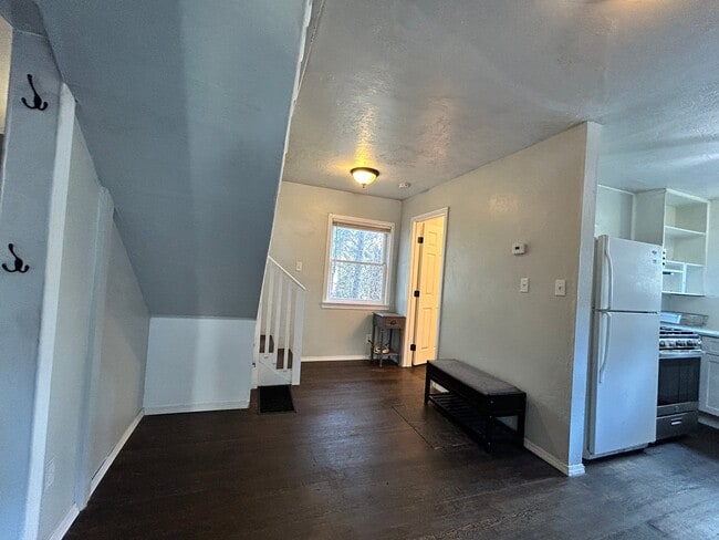 22008 Crest Forest Dr