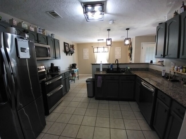 Photo - 383 Butler Rd