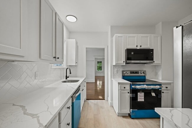 Photo - 55 Surrey St Unit 2