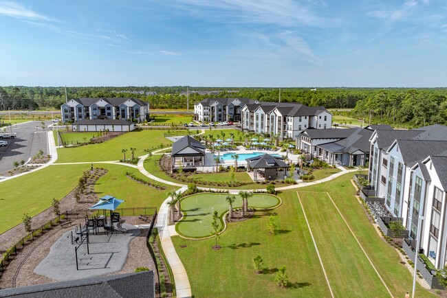 Building Photo - Evolve St James