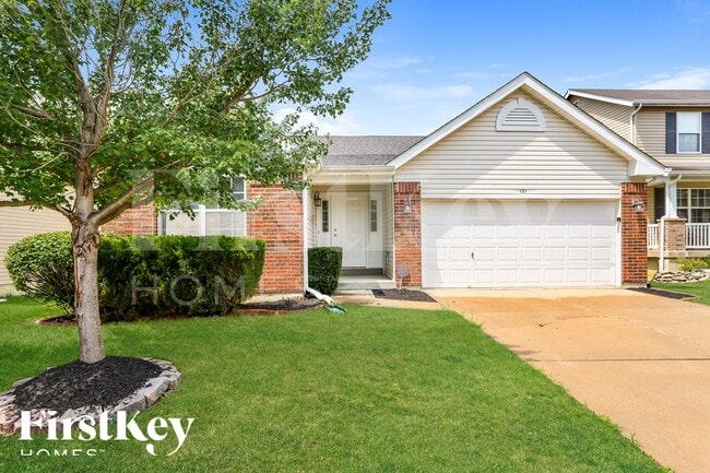 Building Photo - 121 Brookfield Blvd