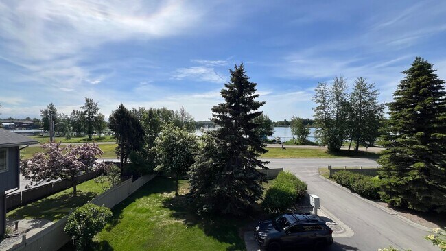 Building Photo - Lake Hood views! (2) Bed / (2) Bath Condo... Unit 7