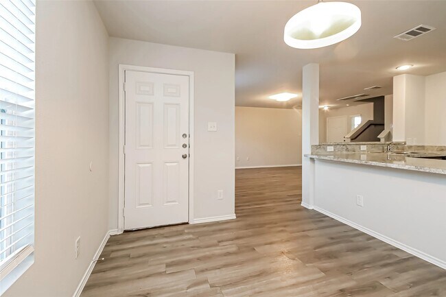 Photo - 2751 Madison Ct