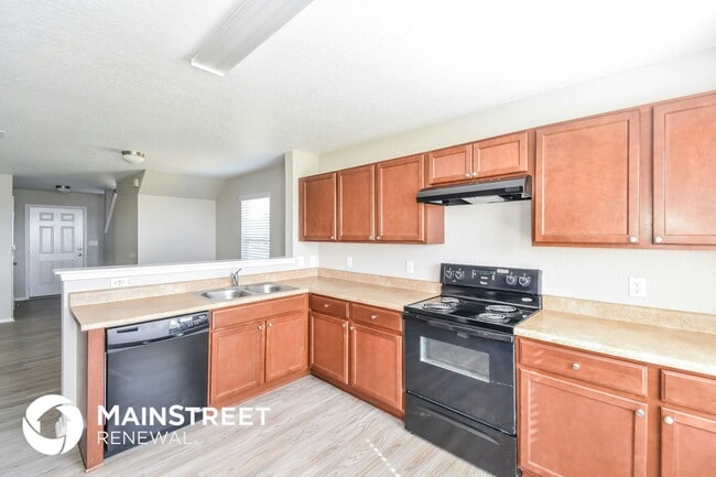 Photo - 10834 Rosin Jaw Trail