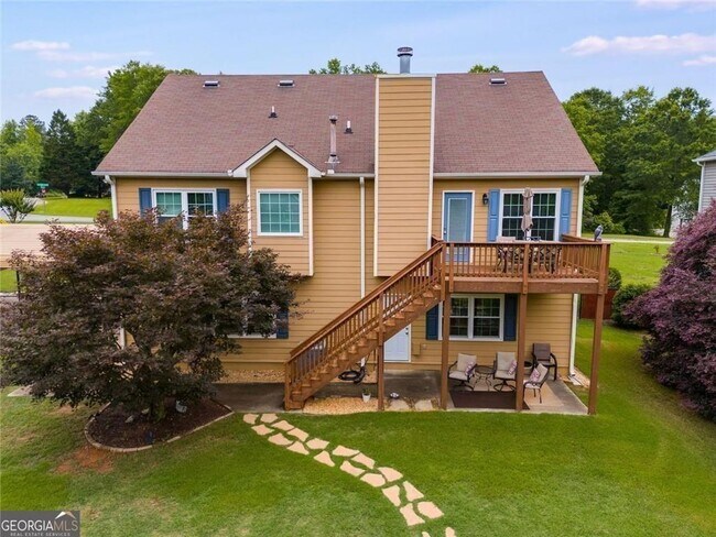 Photo - 638 Oberlochen Way