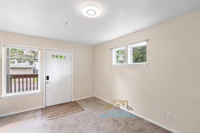 Photo - 225 SE 126th Ave