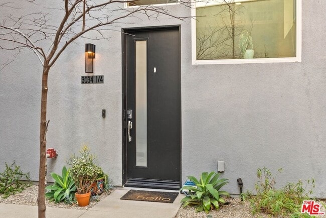 Photo - 3034 1/4 N Coolidge Ave