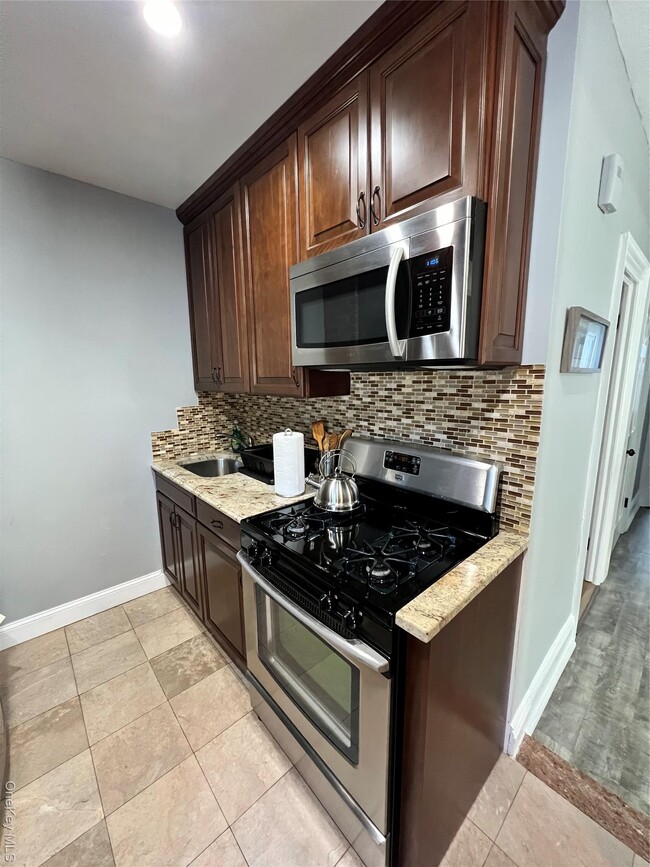 Building Photo - 24-38 93rd St Unit 2