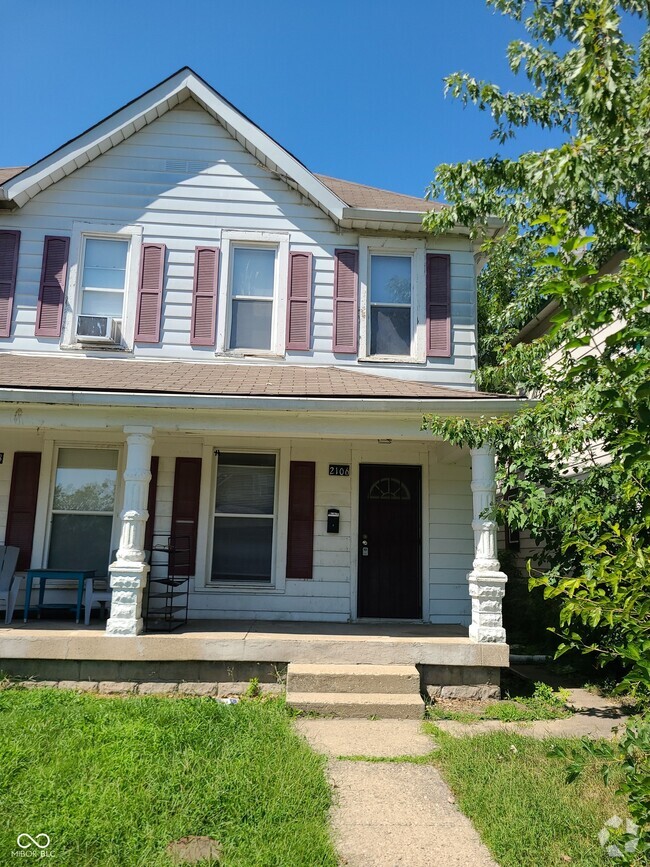 Building Photo - 2106 Singleton St Rental