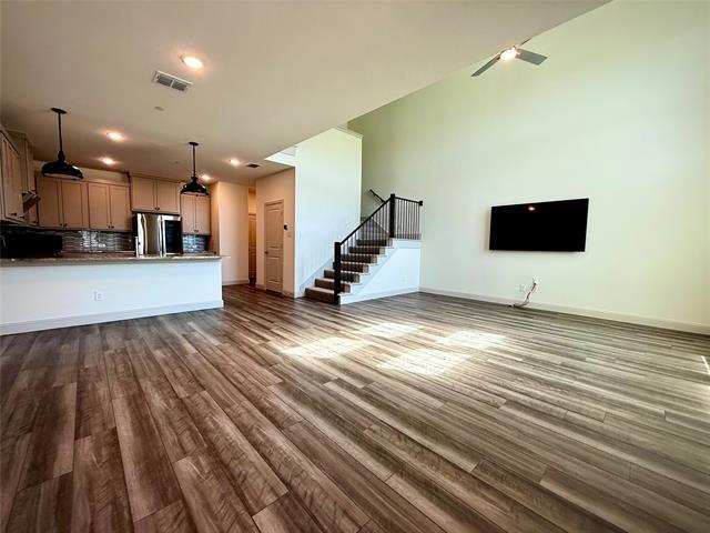 Photo - 3672 Wellesley Ave