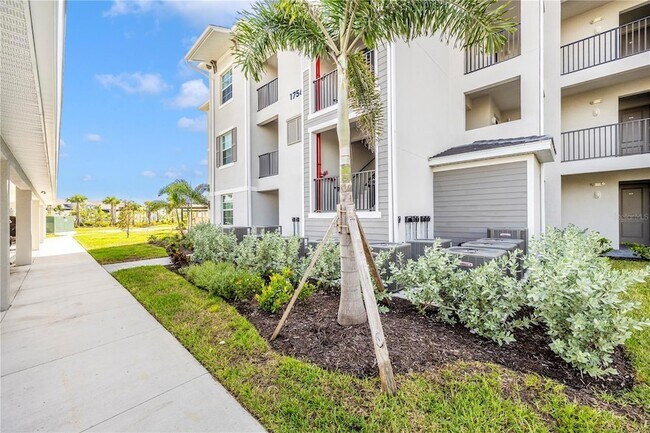 17565 Opal Sand Dr Unidad 202