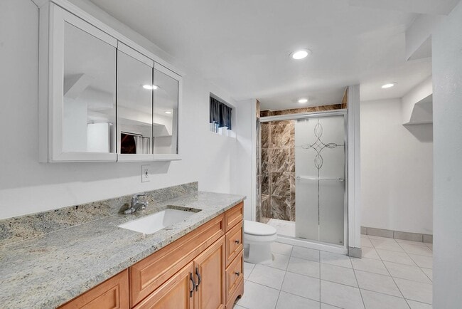 Photo - 7303 E Mercer Pl